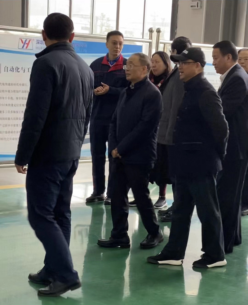 湖南省委书记杜家毫一行来风暴娱乐怀化生产基地视察